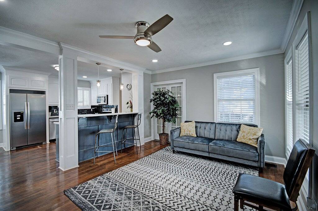 Ganze Wohnung, Fondren \"Instyle\" Elegance: Indoor-Outdoor-Charme in Jackson, Hinds County