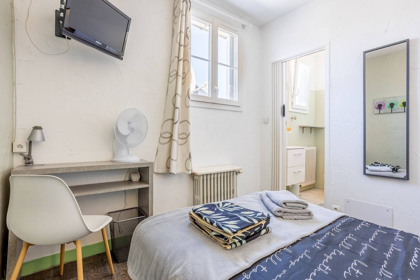 Zimmer 'N°05' mit Wi-Fi in Chantonnay, La Roche-sur-Yon und Umgebung
