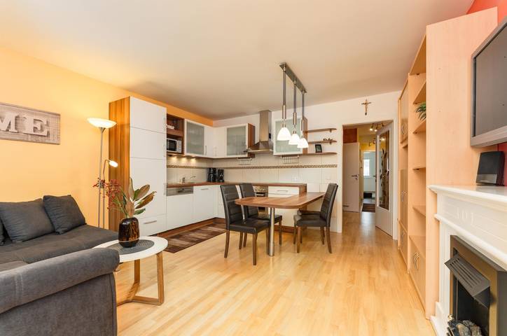 Ferienwohnung für 4 Personen, mit Balkon und Ausblick in Schladming
