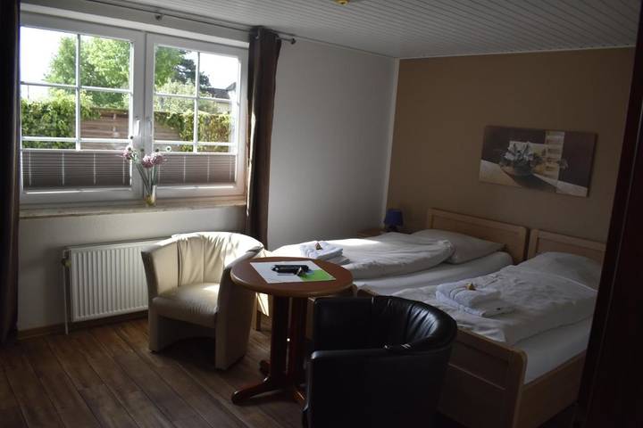 Hotel, mit Terrasse und Garten in Wanderup - 4