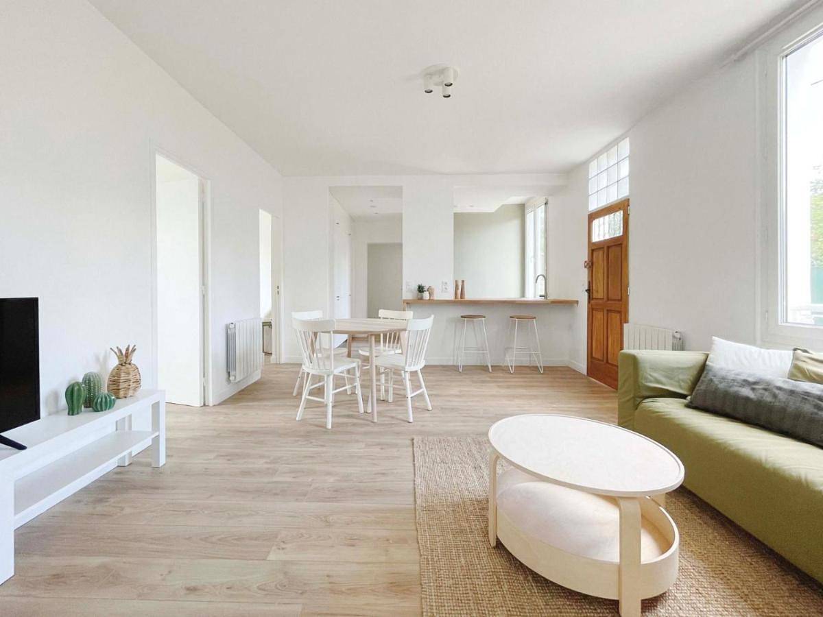 Appartement entier, Standard Apartment in Melun, Seine-et-Marne