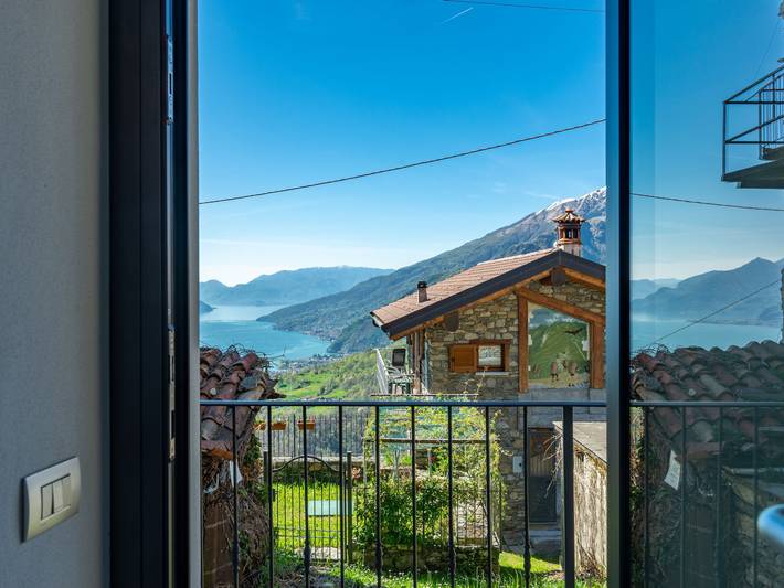 Ferienhaus für 4 Personen, mit Balkon und Seeblick sowie Garten am Comer See - 2