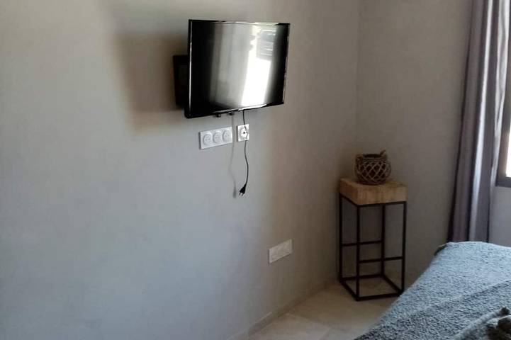 Location de vacances pour 2 personnes, animaux acceptés à Montaren-et-Saint-Médiers - 3