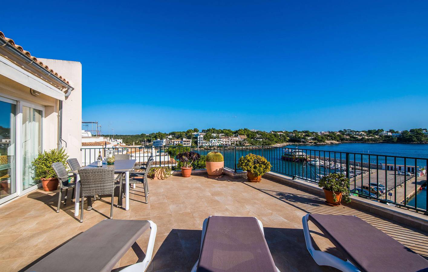 Entire holiday apartment, Sea View Retreat with Garden, AC & Grill near Cala Llombards in Cala Santanyí, Santanyí