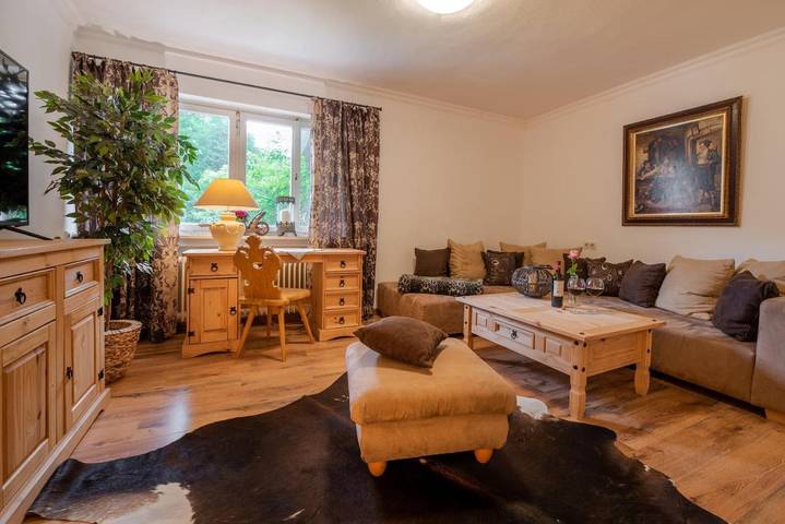 Landhaus für 2 Personen, mit Ausblick und Garten sowie Sauna, kinderfreundlich in Alpenland Tegernsee Schliersee - 2