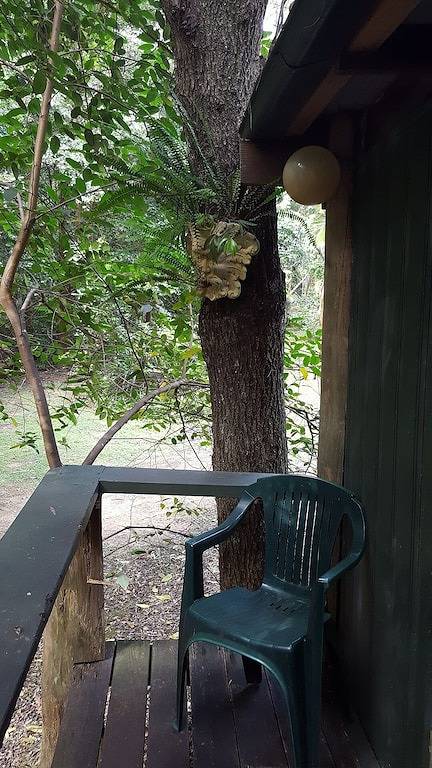 Log cabin for 2 people, with garden and balcony in Hunter Valley