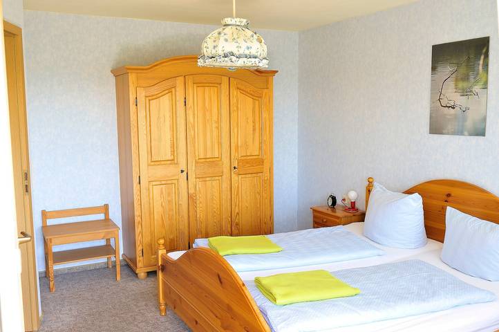 Ferienwohnung für 4 Personen, mit Garten und Seeblick - 1