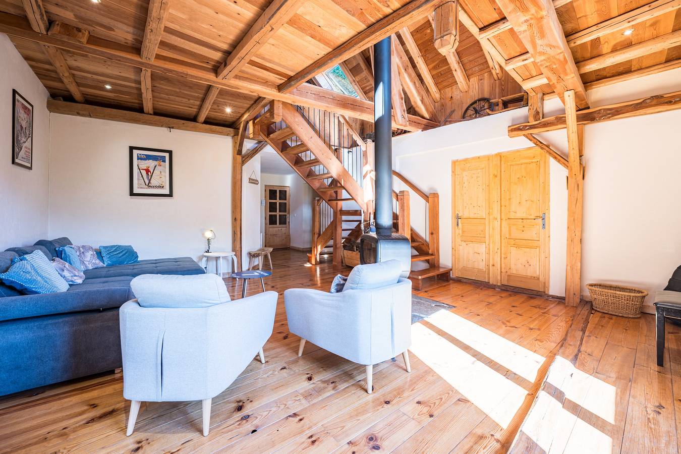 Chalet 'La Grange Des Flocons' avec vue sur la montagne, terrasse privée et jardin privé in Valloire, Région de Saint-Jean-de-Maurienne