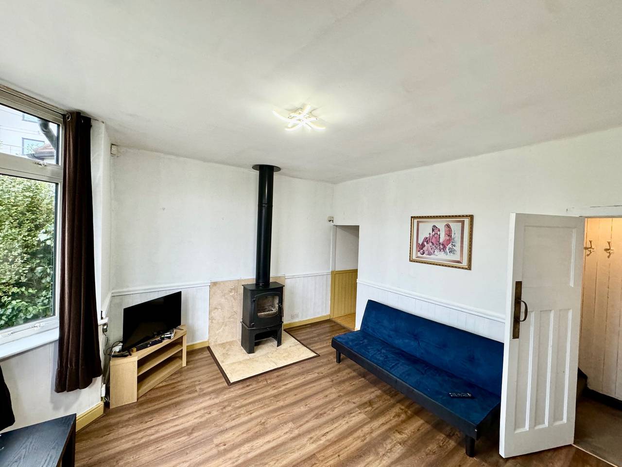 Detached 4Beds - Windsor, Heathrow & London Access in Thorpe Park, Surrey
