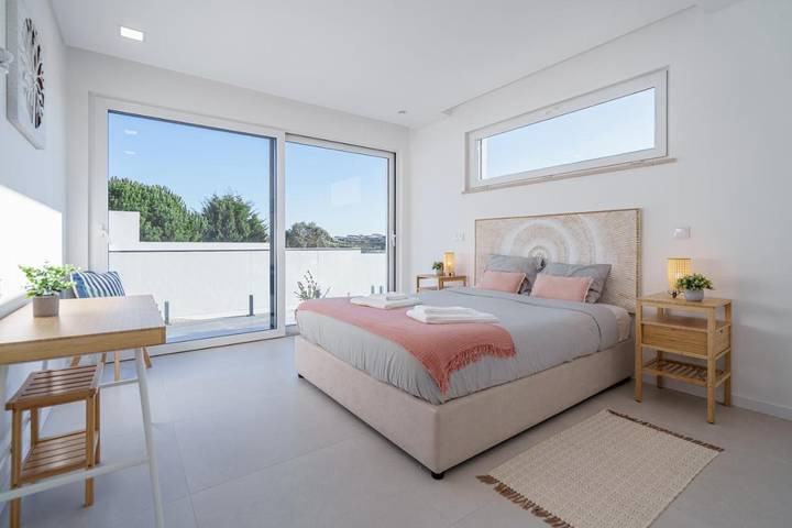 Location de vacances pour 12 personnes, avec jardin ainsi que piscine et vue à Ribamar - 3