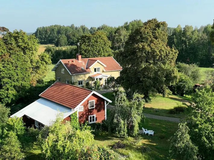 Ferienhaus für 8 Personen, mit Sauna und Ausblick sowie Terrasse und Garten - 1