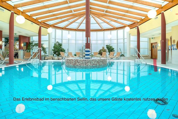 Apartamento de vacaciones para 4 personas, con balcón y piscina además de vistas y jardín - 1