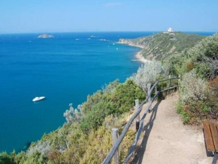 Ferienwohnung für 8 Personen, mit Balkon und Terrasse sowie Garten in Castiglione della Pescaia