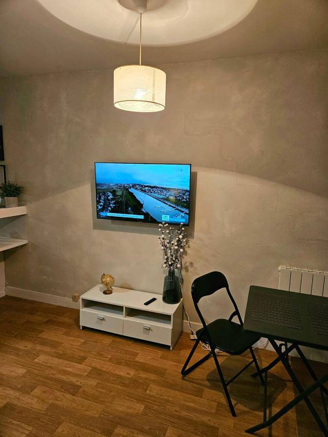 Appartement entier, One-Bedroom Apartment in Vendôme, Vallée de la Loire