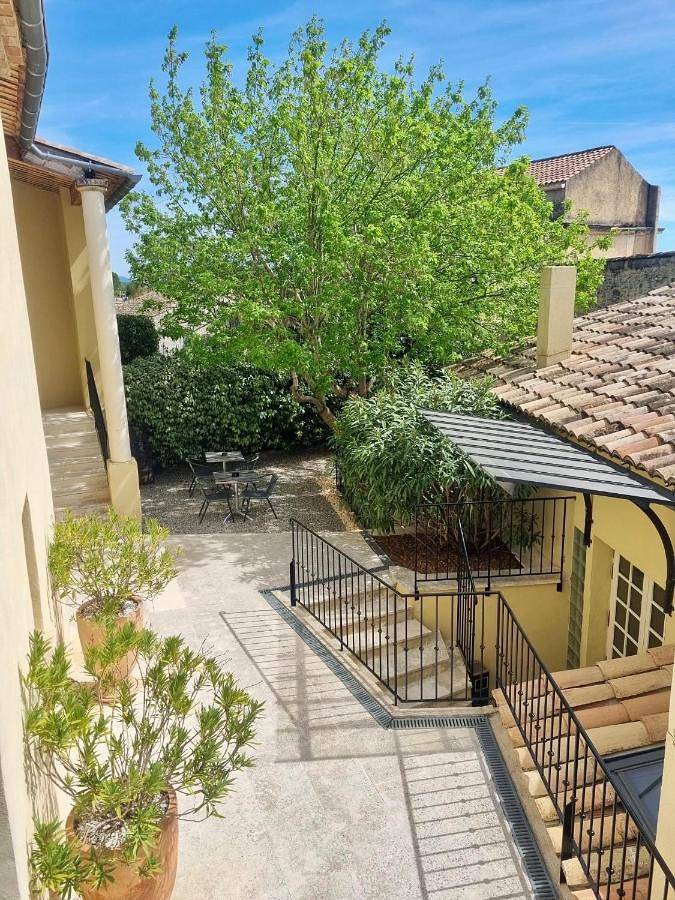 Hôtel pour 2 personnes, avec terrasse, animaux acceptés à Visan - 3