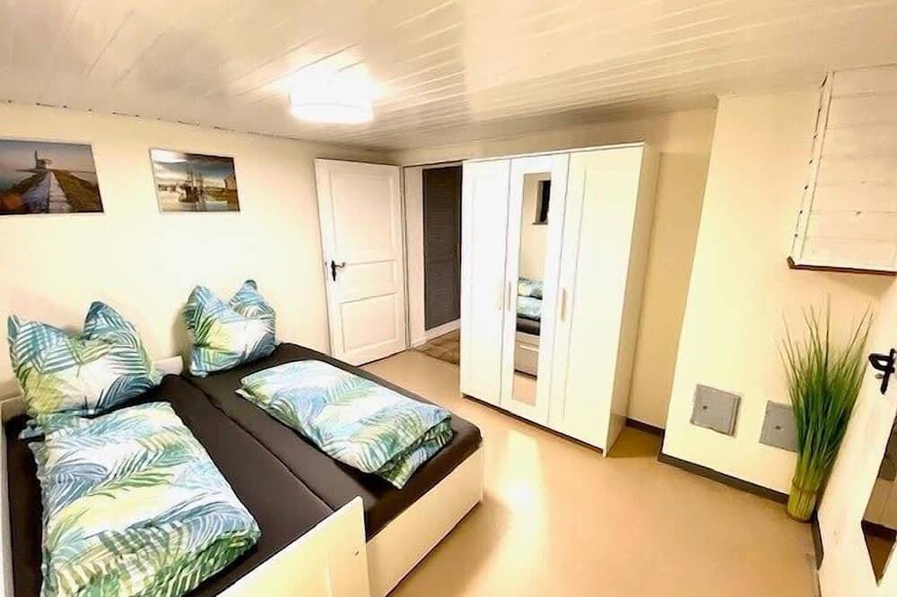 Ganze Wohnung, Gemütliches Ferienhaus für bis zu 8 Personen mit Terrasse in Selbitz, Landkreis Hof