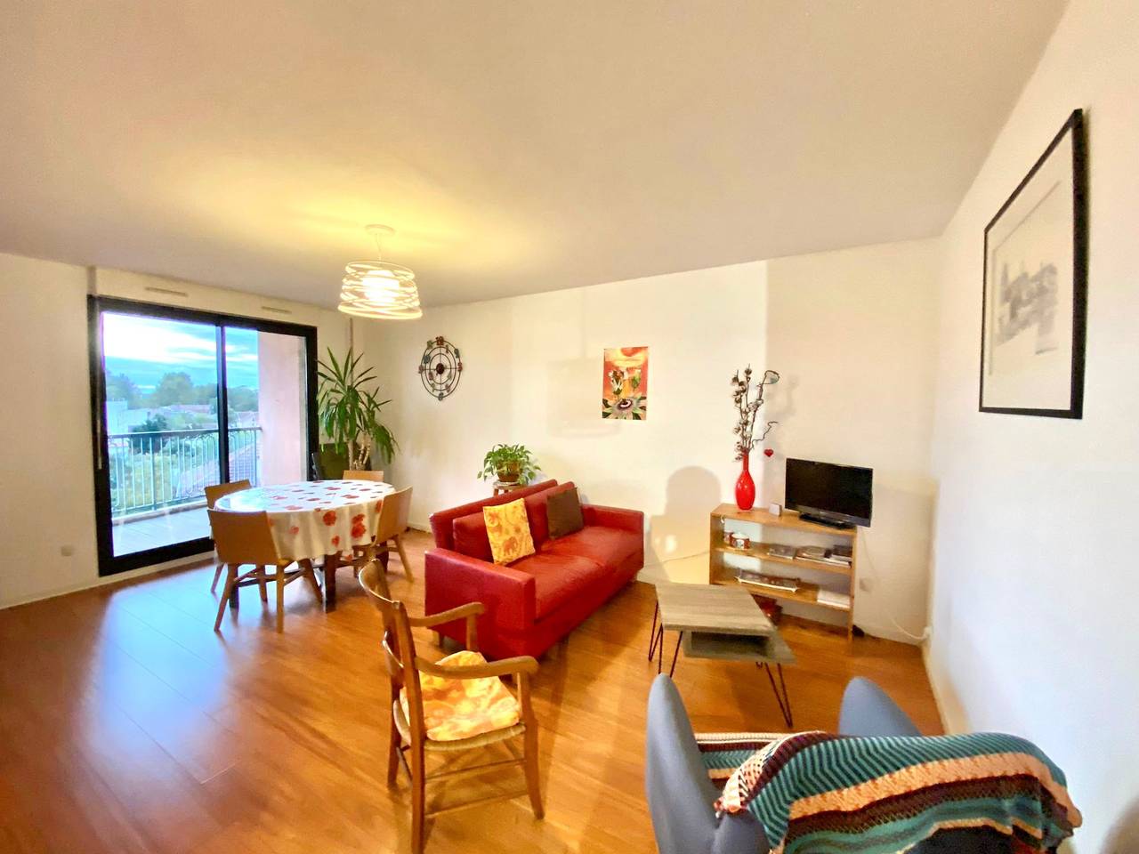 Apartamento entero, La Garonne - T3 avec parking privé in Amidonniers-Caffarelli (toulouse), Toulouse