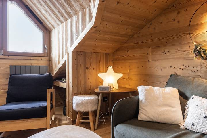 Apartamento entero, Casa de vacaciones «L'alpin» con vistas a la montaña in La Féclaz, Les Déserts