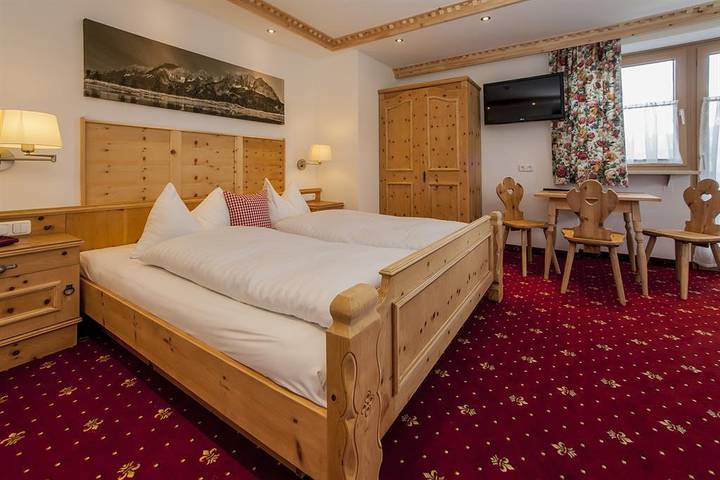 Hotel für 4 Personen, mit Sauna und Garten, kinderfreundlich in Oberndorf in Tirol - 4