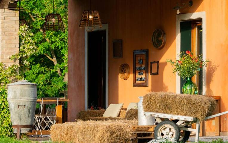 Casa vacanza per 2 persone, con Giardino e Vista lago nonché Panorama a Camerano