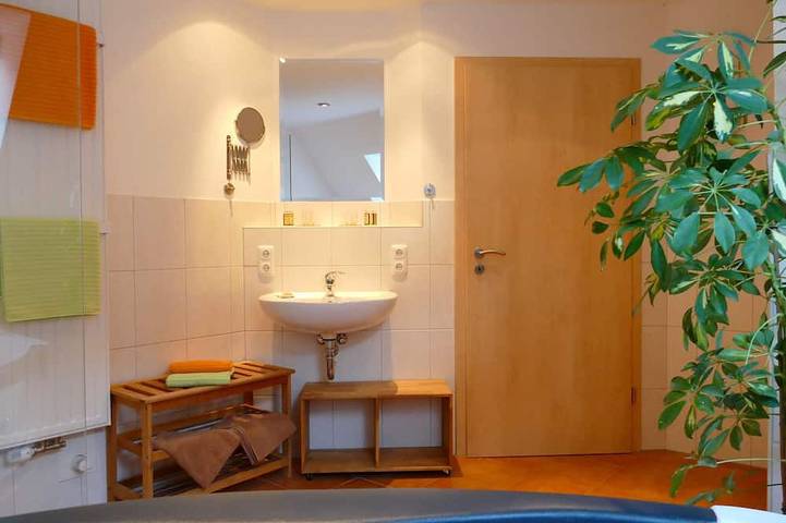 Ganze Wohnung, Ferienwohnung/App. für 2 Gäste mit 57m² in Diemelstadt in Diemelstadt, Waldecker Land