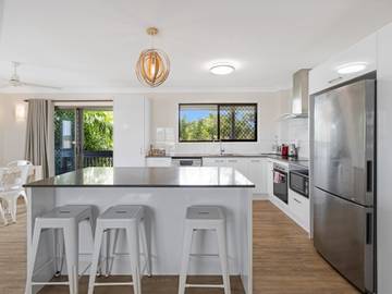 Holiday Rental for 7 People in Hervey Bay, Fraser Coast, Photo 3