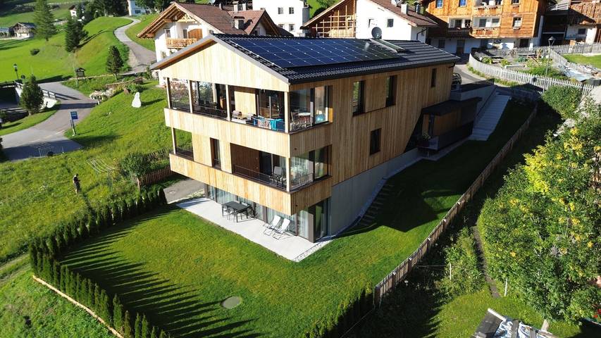 Hel enrumslägenhet, Apartment 'Apartments Emilia 2' with Mountain View, Balcony and Wi-Fi in St. Jakob (Sankt Ulrich), Urtijëi