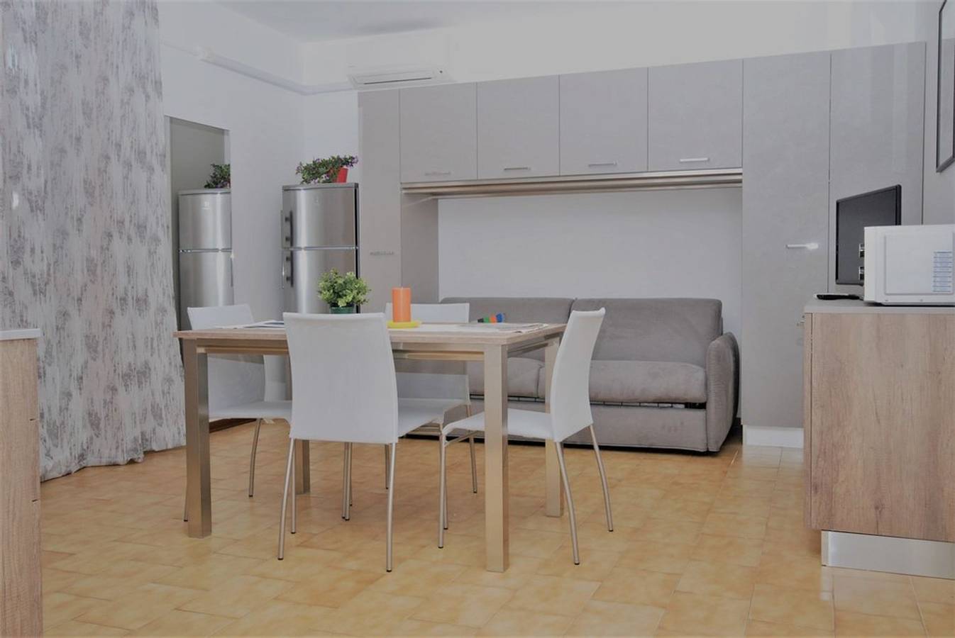 Monolocale intero, Monolocale moderno, luminoso ed elegante in Lignano Pineta, Lignano Sabbiadoro