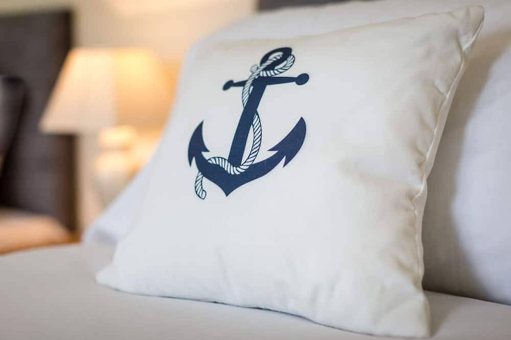 Captain's View - soak up the marina life in Eastbourne, Sussex Oriental