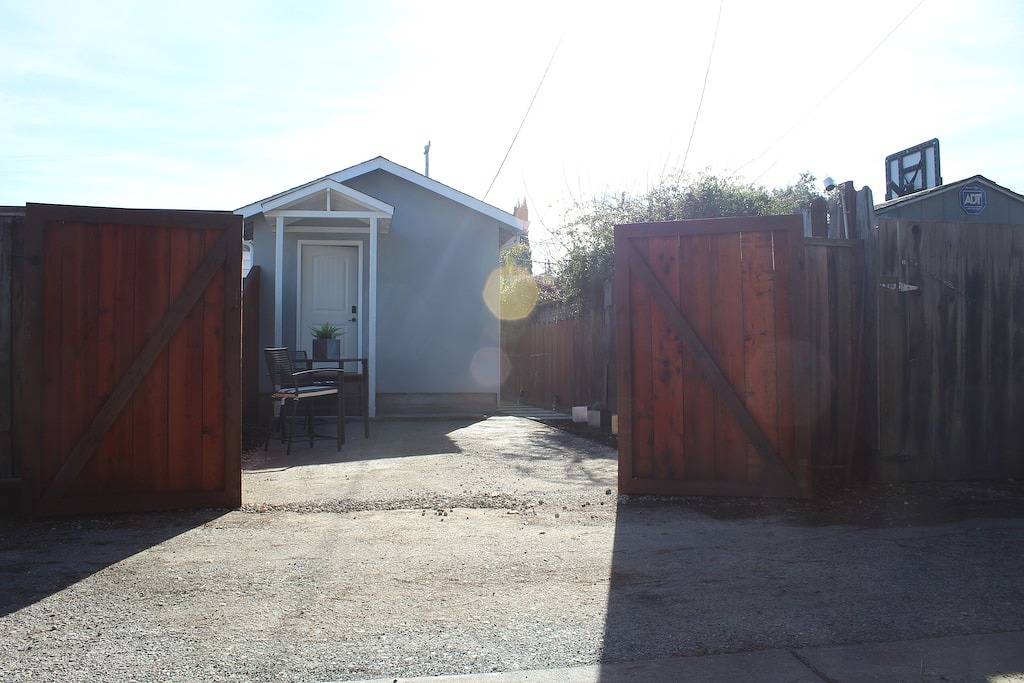 Ganze Wohnung, Schönes ruhiges Studio im Herzen des Silicon Valley in Redwood City, Silicon Valley