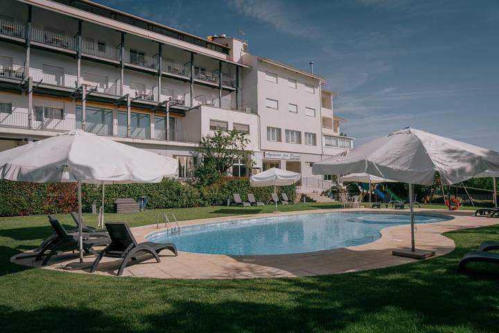 Hotel para 2 pessoas, com Jacuzzi e Terraço e ainda Jardim and Piscina em Vila Pouca de Aguiar