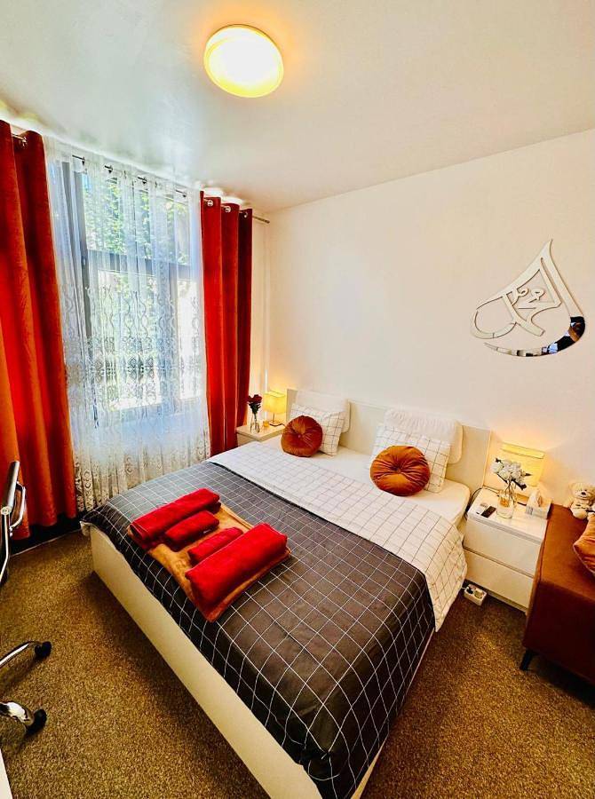Appartement de vacances pour 3 personnes, avec Balcon ainsi que Jacuzzi et Vue dans Stade Roi Baudouin