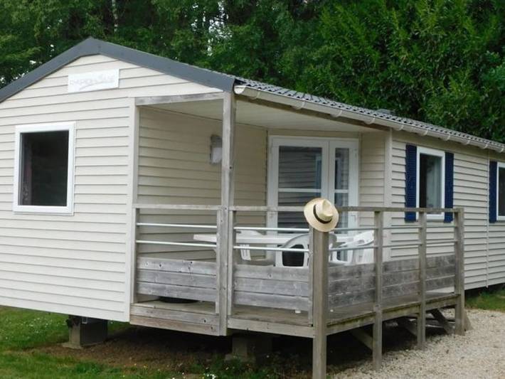 Mobil home pour 6 personnes, avec terrasse et piscine - 1