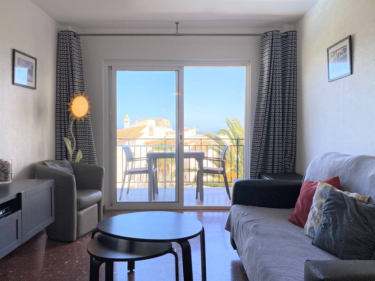 Appartement entier, Acapulco Apartment 16 in Playa Carabeíllo, Nerja