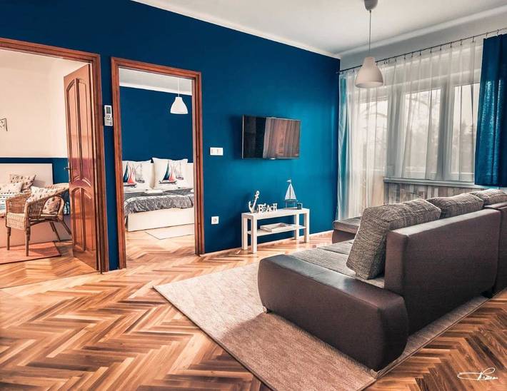 Ferienwohnung für 4 Personen, mit Ausblick und Seeblick sowie Garten in Fonjod