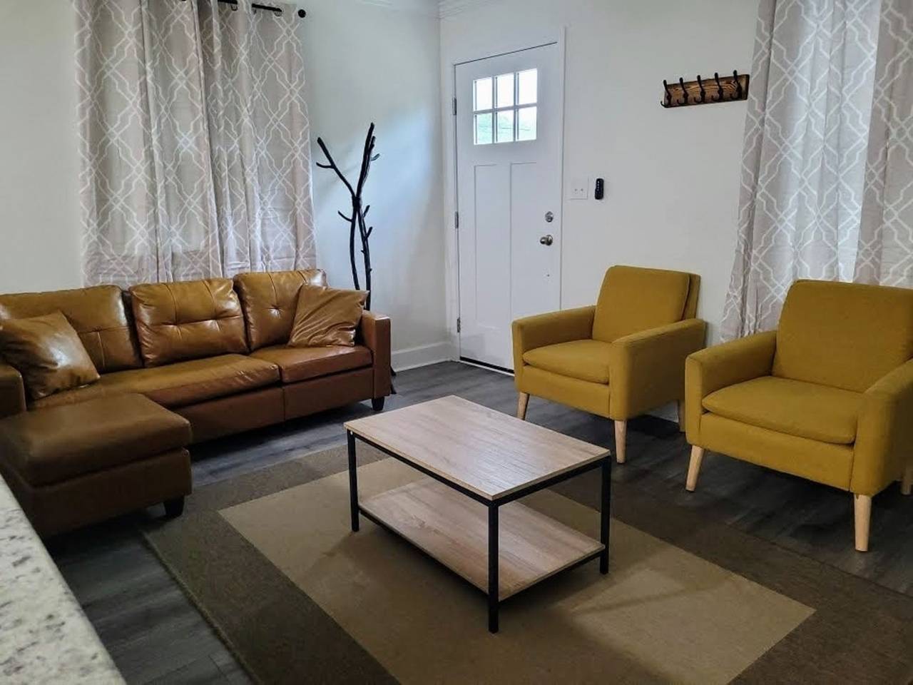 Apartamento entero, Renovated 2 Bed Walltown Home.  Walk to Duke! A in Durham (Carolina del Norte), Condado de Durham (Estados Unidos)