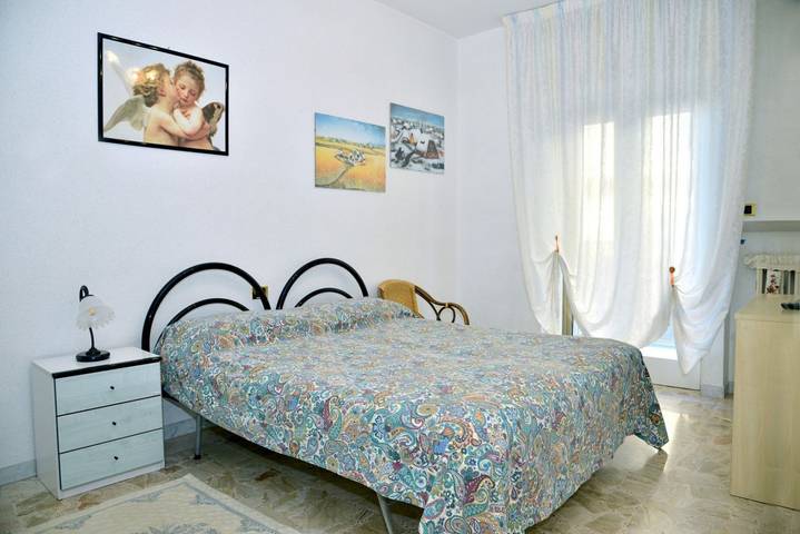 Appartement entier, Appartement de vacances pour 2 personnes avec balcon/terrasse in Trani, Barletta-Andria-Trani