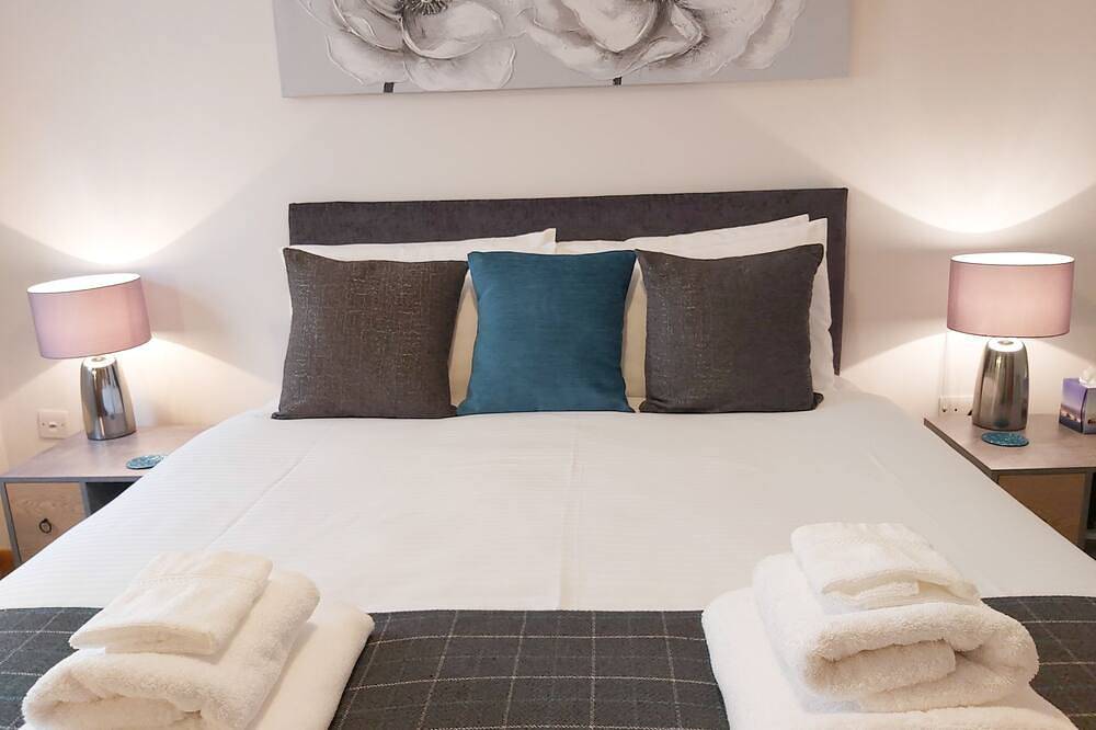 Entire apartment, Inverness City Centre Apartment with Elevator in Inverness, Highlands
