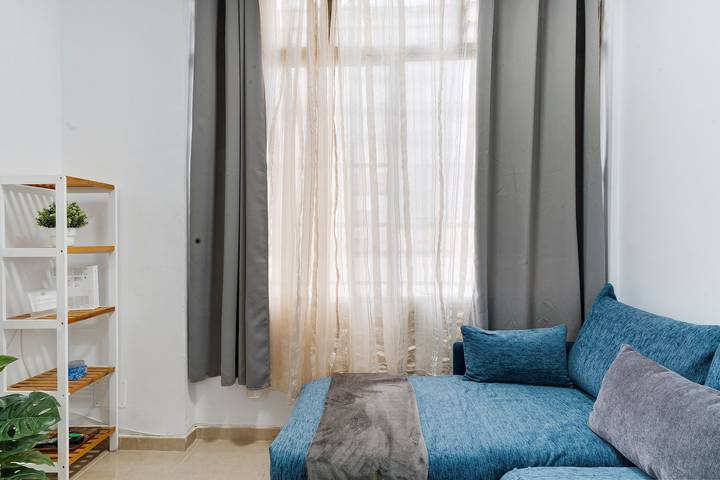 Entire apartment, Holiday Apartment "Un Descanso 1" in City Center with Wi-Fi in Maspalomas, San Bartolomé de Tirajana