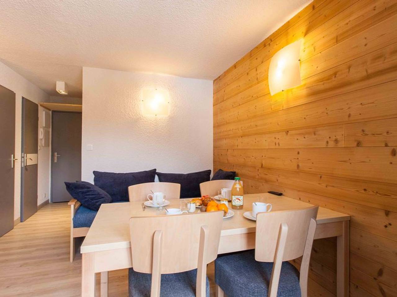Appartement entier, Appartement rénové, proche des pistes, au centre-ville avec casier à skis in Briançon, Serre Chevalier