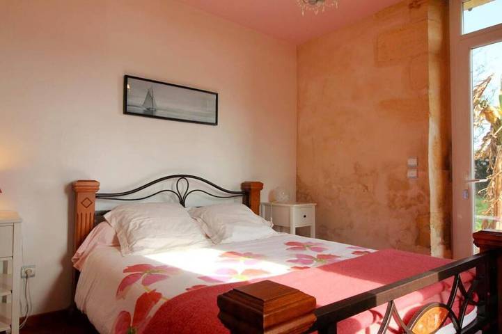 Location de vacances pour 6 personnes, avec Jardin et Piscine à Haux - 3
