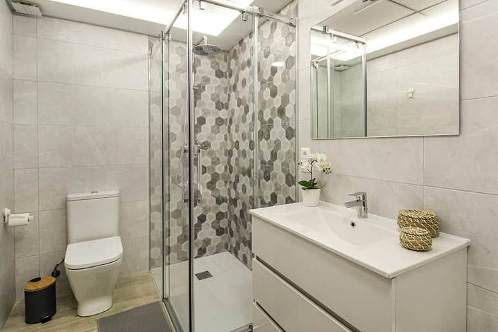 Ferienwohnung für 6 Personen, mit Terrasse und Pool in Benajarafe - 4