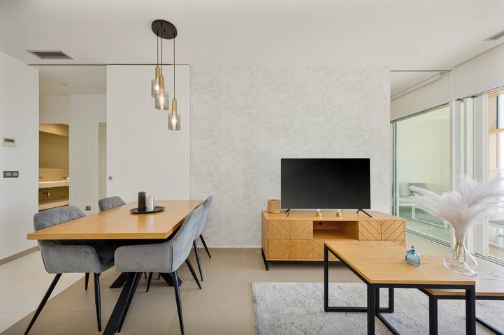 Apartamento entero, Intempo by Holuxe - 143 - 14th floor in Benidorm, Costa Blanca