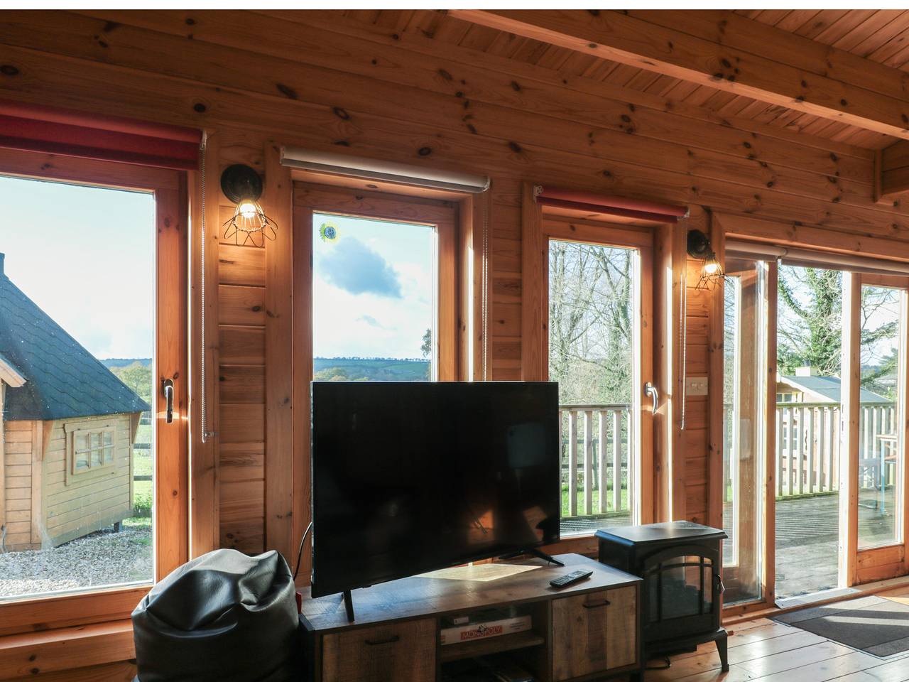 Sunnyside Lodge in West Crewkerne, Somerset