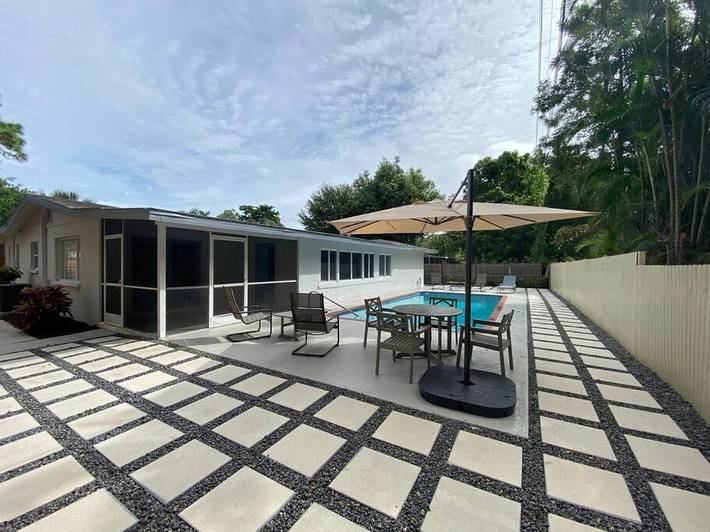 Hus för 9 Personer, med pool och trädgård - 1