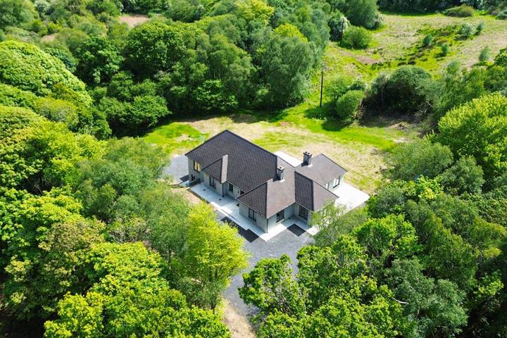 Lough Conn Haven Holiday Home in Lough Conn