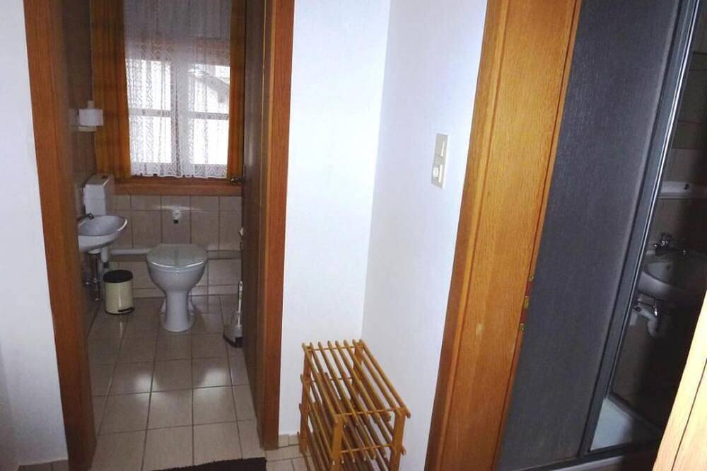 Apartamento inteiro, Vacation apartment with barbecue facilities and free Wlan in Bayerisch Eisenstein, Arberland