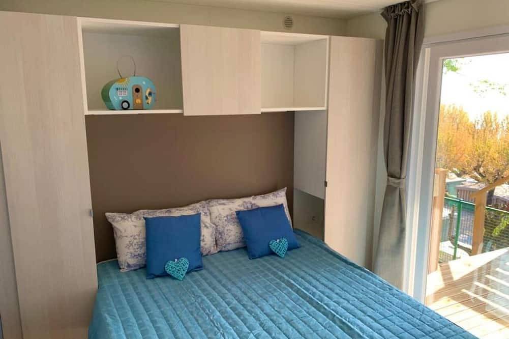 Ferienpark della Colombaia Mobilehome Panorama Spa Dog für 6 Personen in Padenghe sul Garda, Gardasee-Berge