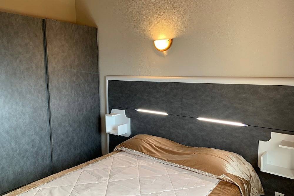 Apartamento entero, Apartamento-t2 Etage-Vista al Mar-Baño con bañera in Piana, Region de Ajaccio