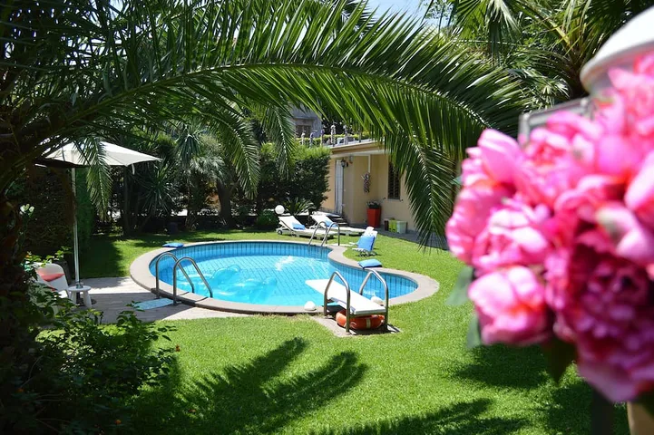 Villa für 7 Personen, mit Garten - 1